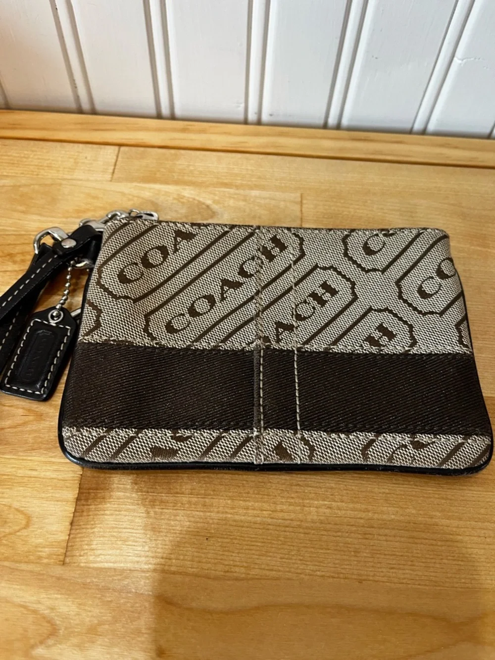 Coach Signature Lozenge wristlet- Vintage